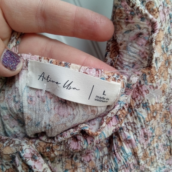 4/$15 Babydoll Floral Spaghetti Strap Romper Active USA Size Large Pink Orange - Picture 5 of 9